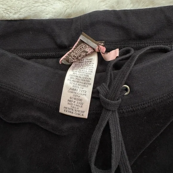 Juicy Couture Black Velour Tracksuit - Picture 8 of 8